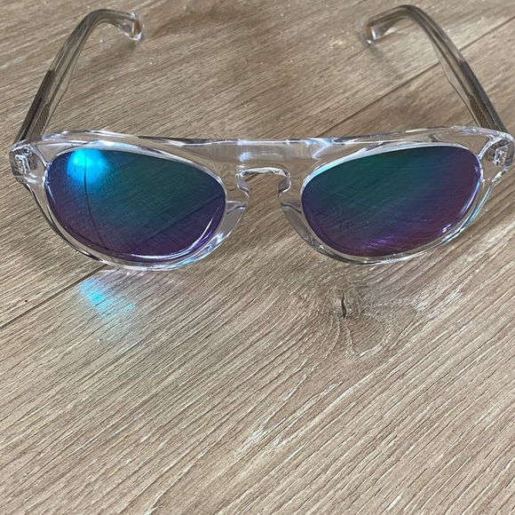 Price reveauz ladies sunglasses - Picture 6 of 8